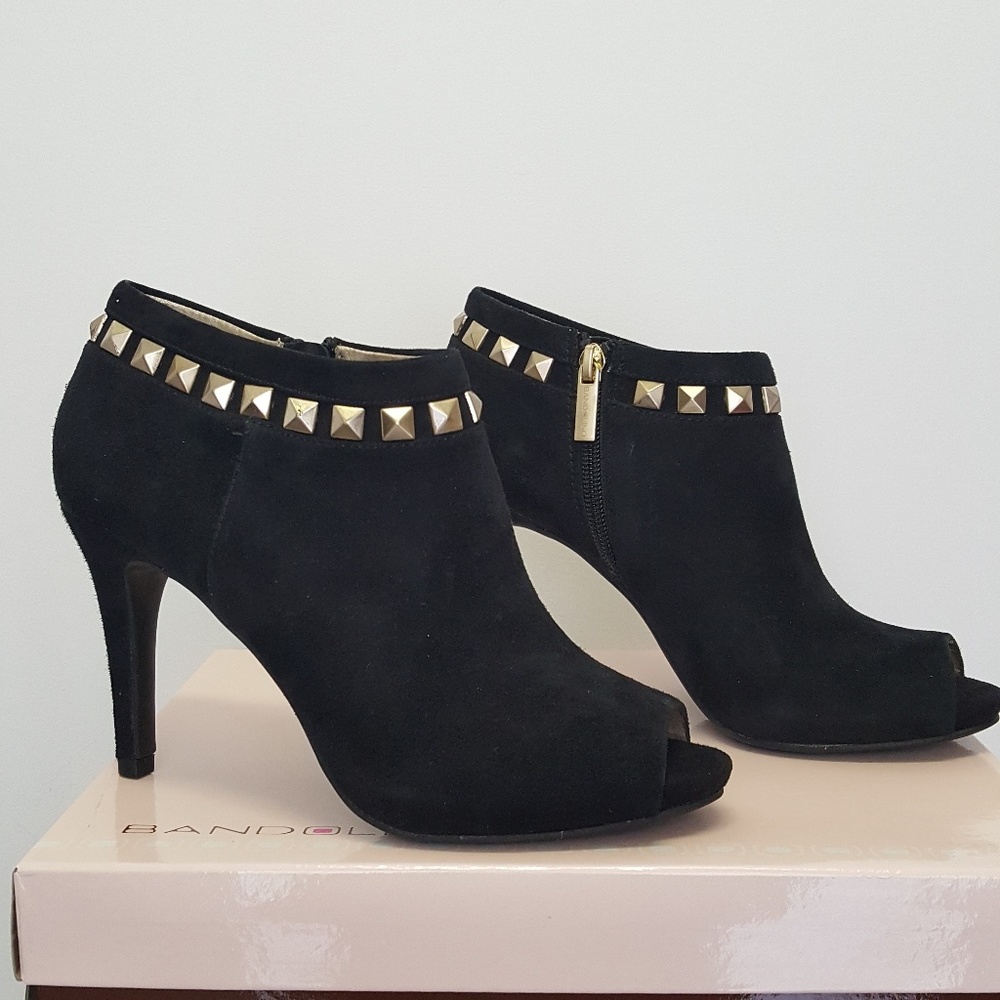 Bandolino Evangeline Booties